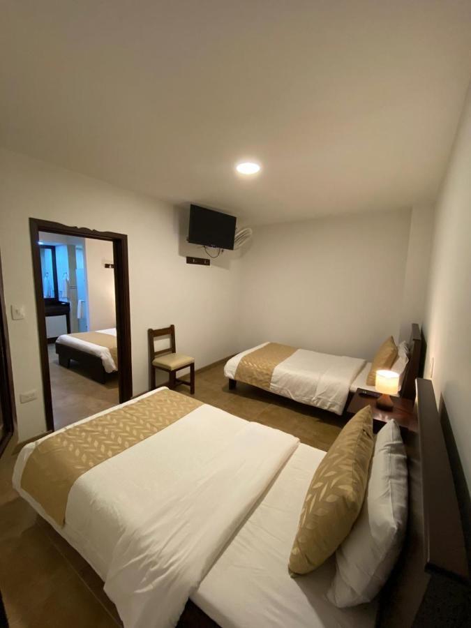 Casa Hotel Las Orquideas Circasia Bagian luar foto