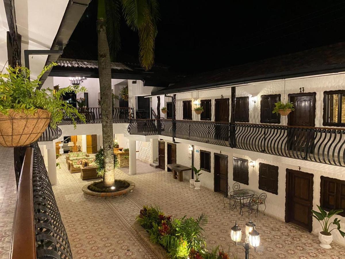 Casa Hotel Las Orquideas Circasia Bagian luar foto