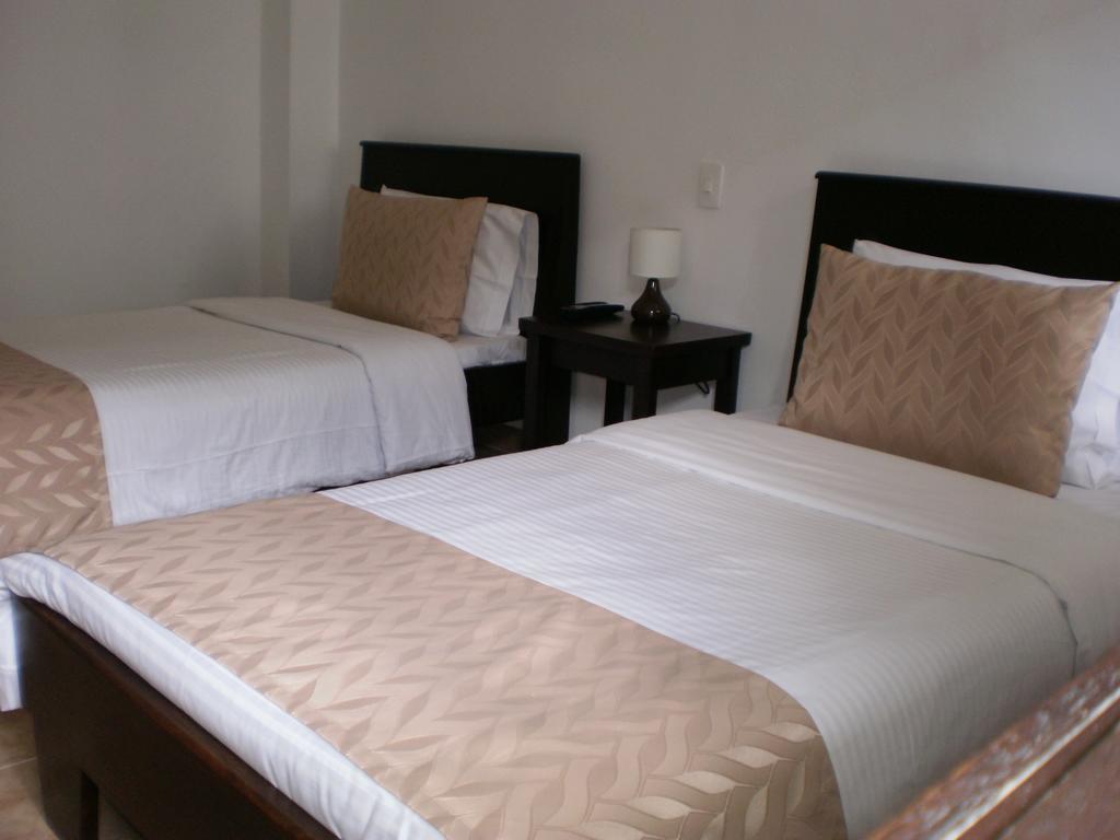 Casa Hotel Las Orquideas Circasia Ruang foto